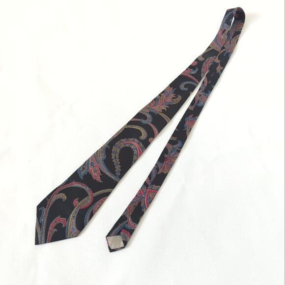 Christian Dior Necktie 100% Silk Made in USA Multi Color Blue Black Red Paisley - Picture 4 of 7